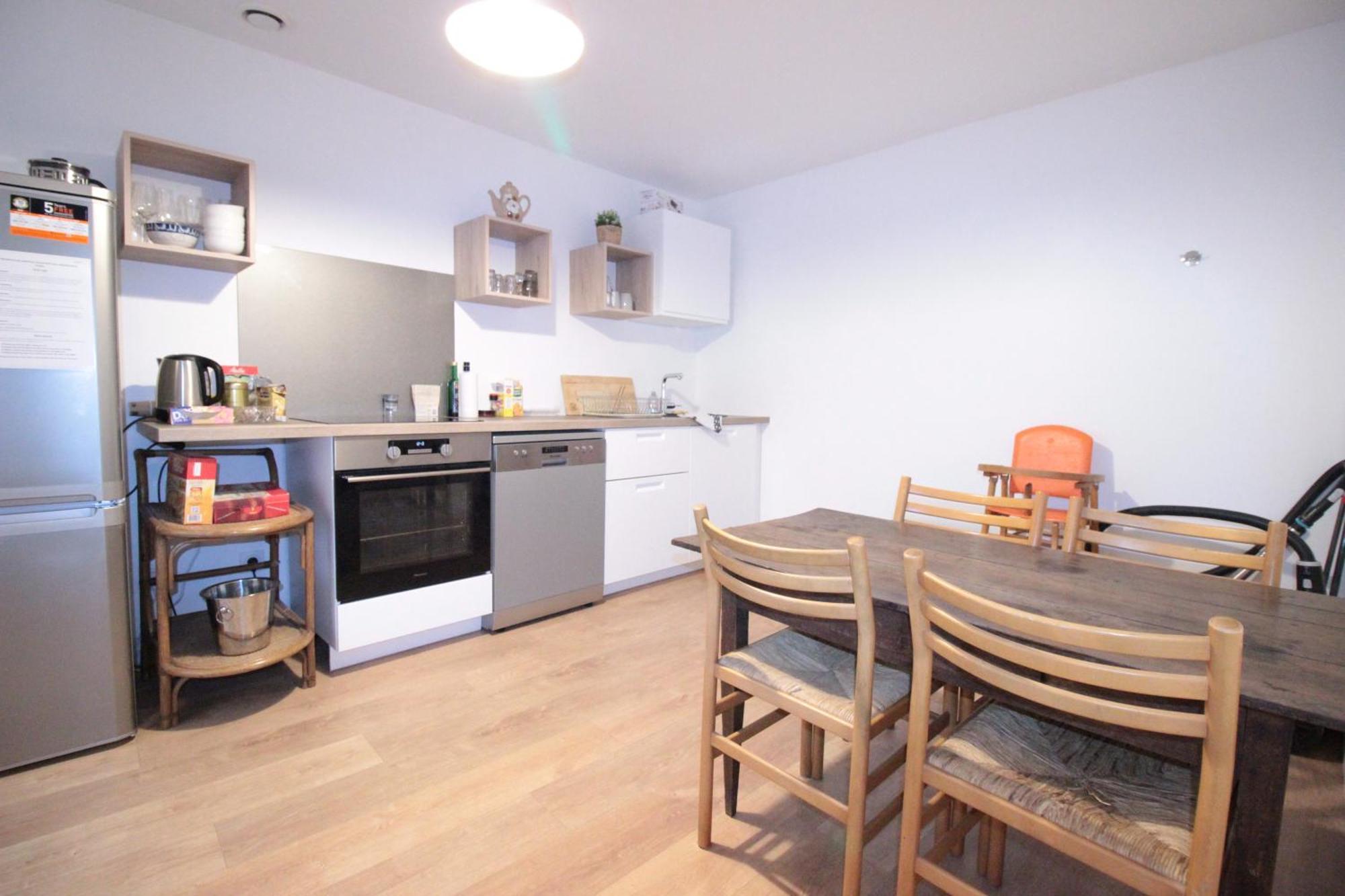 Logement Neuf "Meuse" - Hyper Centre - Parking Proche - Proche Gare - 4 Chambres - Terrasse Couverte - Wifi ! Gere Par Prestazen'Services Verdun-sur-Meuse Exteriér fotografie