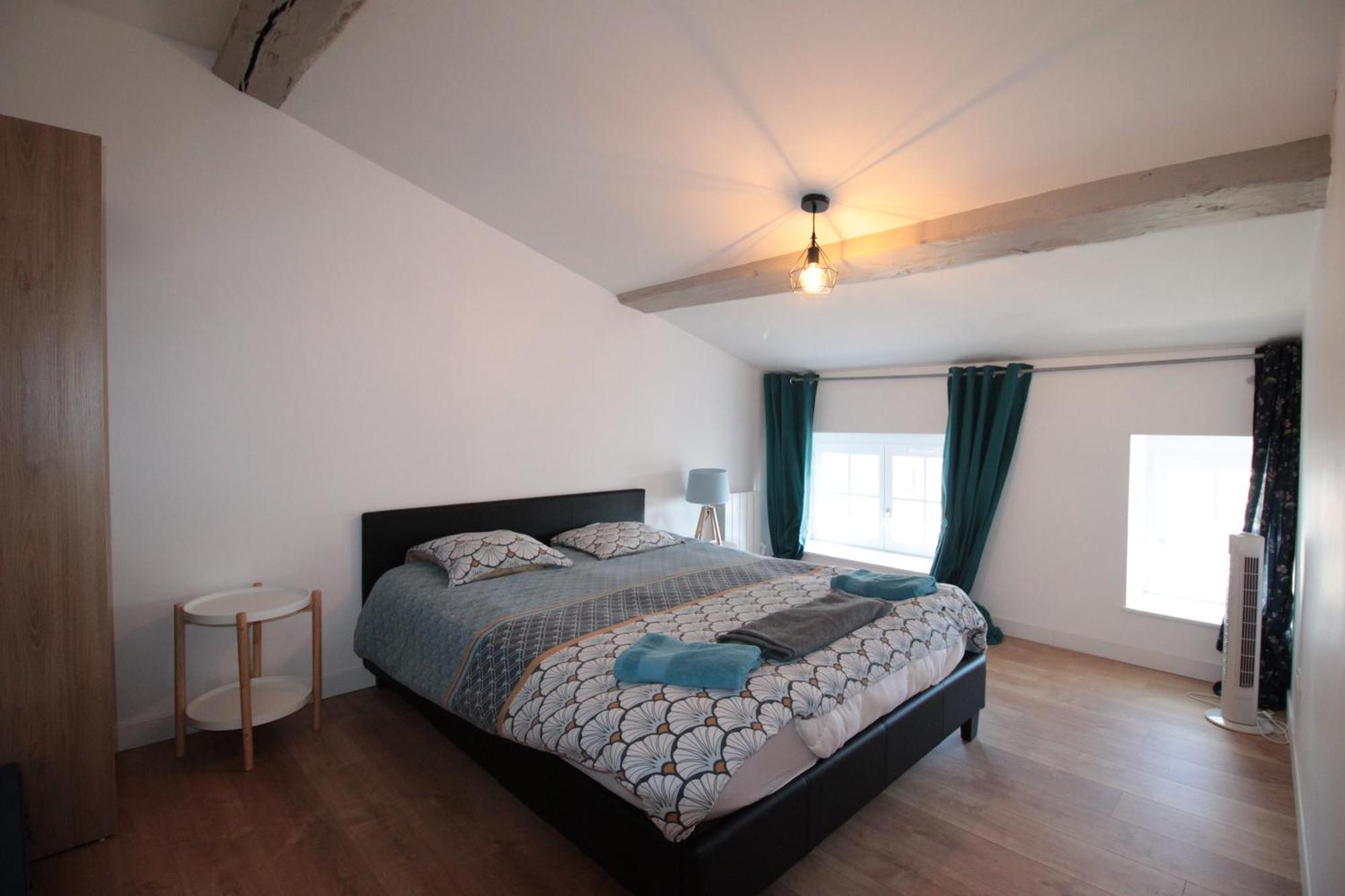 Logement Neuf "Meuse" - Hyper Centre - Parking Proche - Proche Gare - 4 Chambres - Terrasse Couverte - Wifi ! Gere Par Prestazen'Services Verdun-sur-Meuse Exteriér fotografie